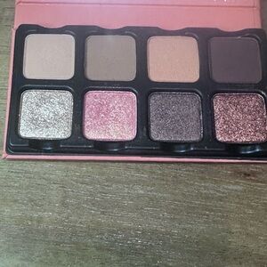 Viseart Petite Pro 4 Apricot Shimmer and Matte Eyeshadow Palette